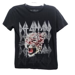 Def Leppard Women's Band Cheetah T Shirt XSmall